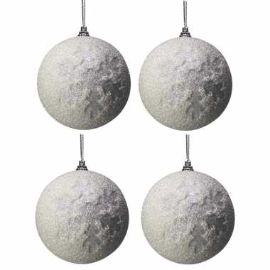 4x witte kunststof kerstballen met kerst sneeuwvlokken 8 cm