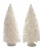 Kerstdorp maken bekerst sneeuwde decoratie dennenbomen 2 stuks 15 cm